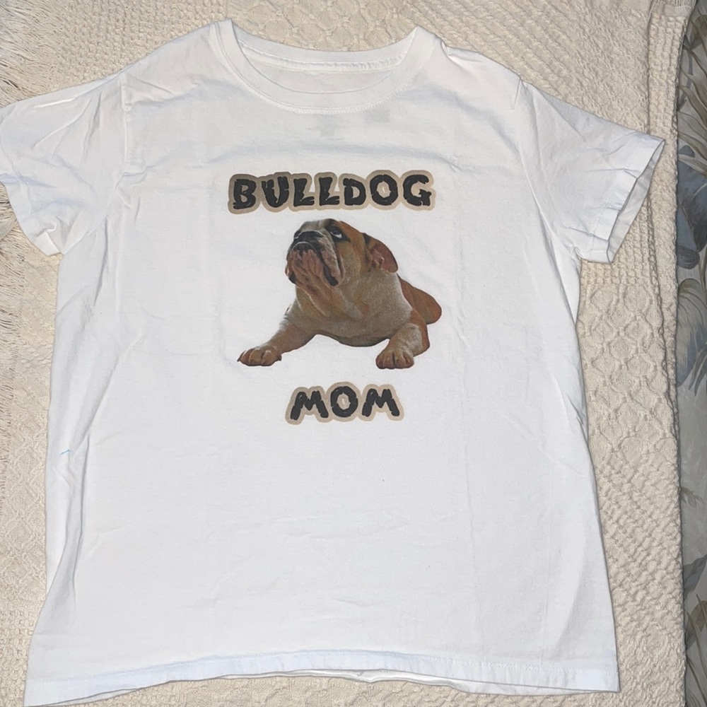 Bulldog Mom T-shirt Size M